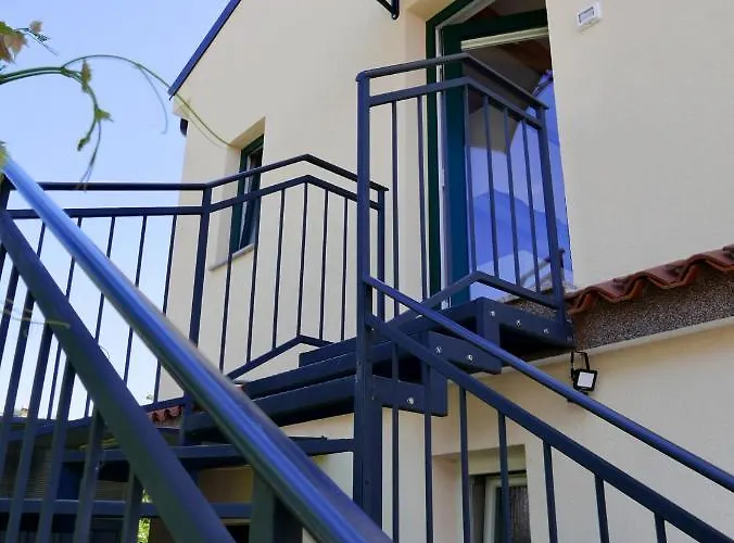 Bonsai House Apartment *